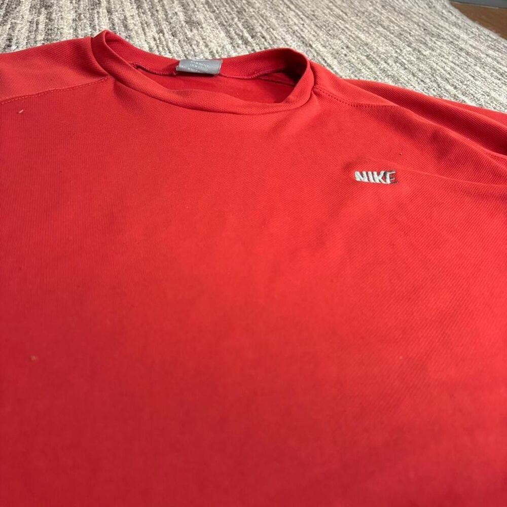 Nike Men's Red T-shirt